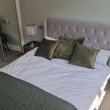 Jasmin Apartments - Luxury 1 & 2 Bedroom Units With Free Parking 布希 外观 照片